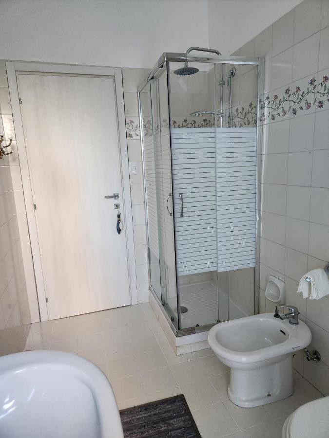Chez Nous Apartment Rome Bagian luar foto