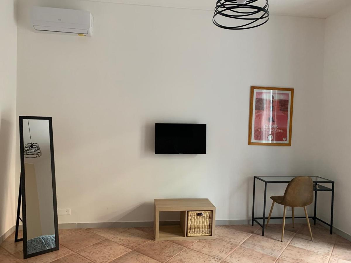 Chez Nous Apartment Rome Bagian luar foto