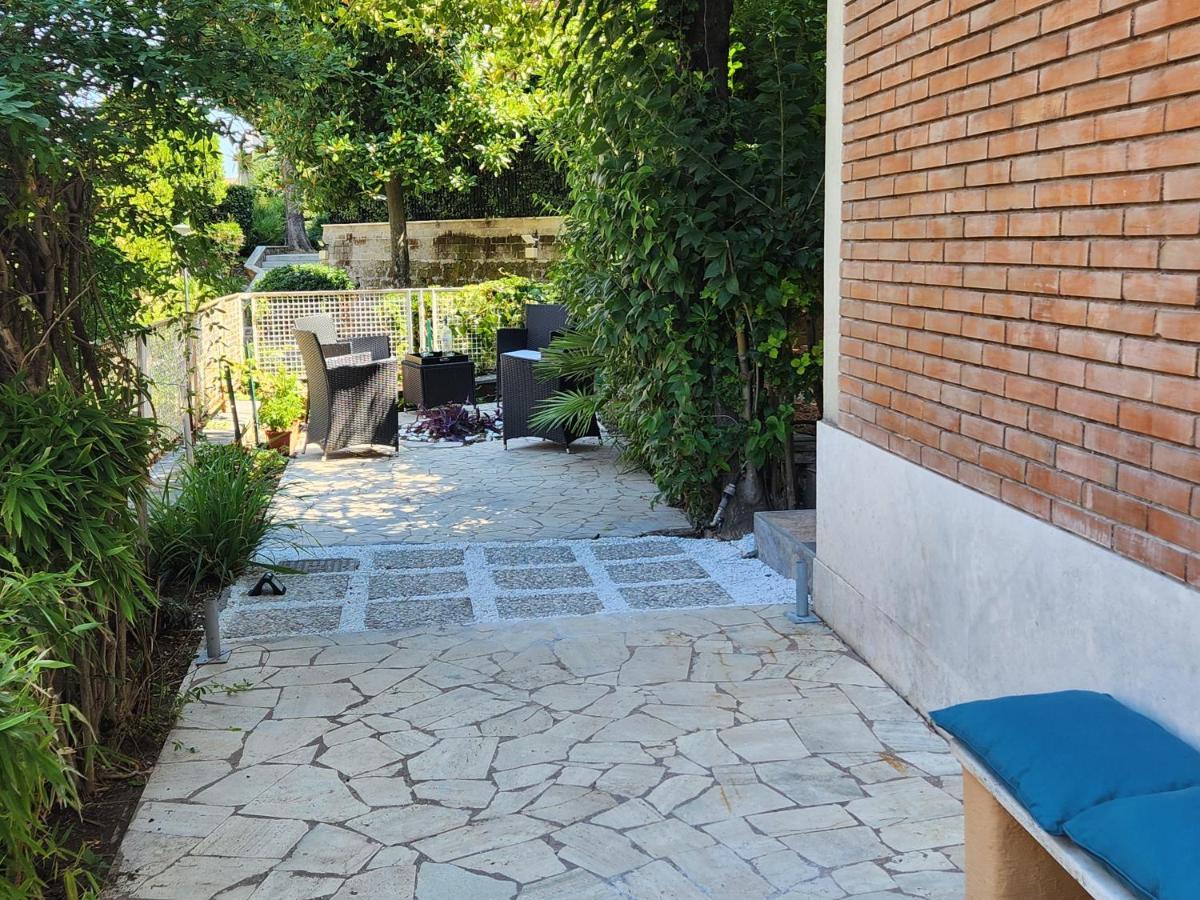 Chez Nous Apartment Rome Bagian luar foto